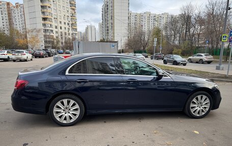 Mercedes-Benz E-Класс, 2019 год, 4 500 000 рублей, 5 фотография