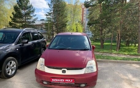 Honda Stream I рестайлинг, 2001 год, 680 000 рублей, 1 фотография