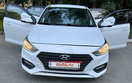 Hyundai Solaris II рестайлинг, 2017 год, 777 000 рублей, 8 фотография