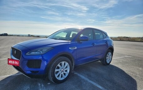 Jaguar E-Pace, 2018 год, 3 200 000 рублей, 3 фотография