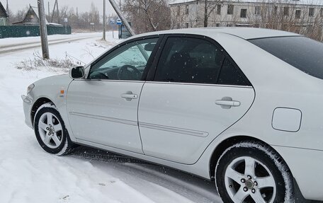 Toyota Camry V40, 2005 год, 980 000 рублей, 2 фотография