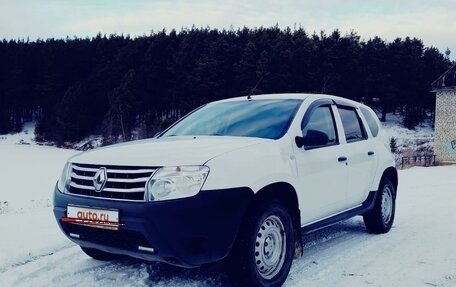 Renault Duster I рестайлинг, 2014 год, 1 500 000 рублей, 9 фотография