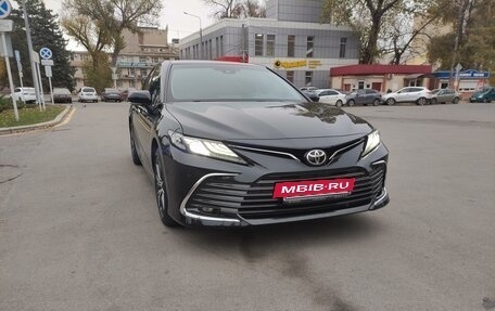 Toyota Camry, 2023 год, 4 200 000 рублей, 6 фотография