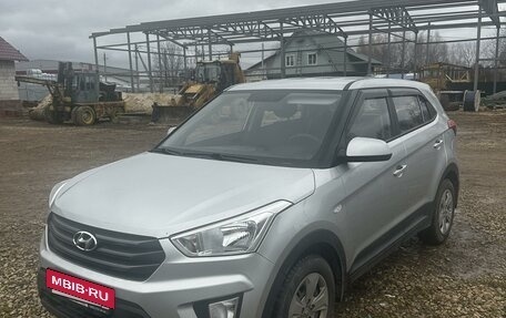 Hyundai Creta I рестайлинг, 2018 год, 1 750 000 рублей, 3 фотография