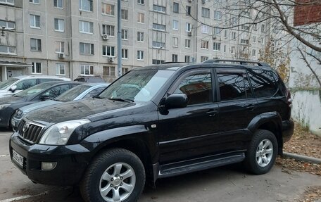 Toyota Land Cruiser Prado 120 рестайлинг, 2005 год, 1 970 000 рублей, 3 фотография