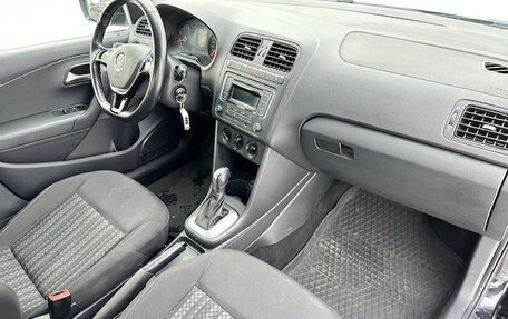 Volkswagen Polo VI (EU Market), 2015 год, 1 111 000 рублей, 9 фотография