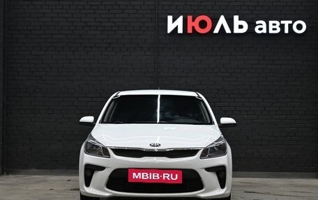 KIA Rio IV, 2017 год, 1 400 000 рублей, 2 фотография