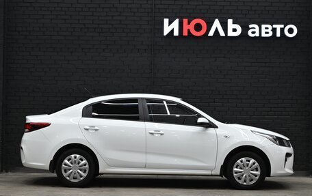 KIA Rio IV, 2017 год, 1 400 000 рублей, 8 фотография