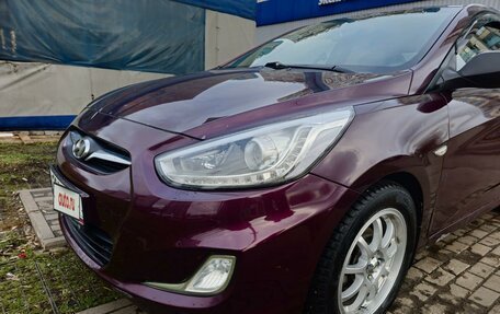 Hyundai Solaris II рестайлинг, 2011 год, 880 000 рублей, 4 фотография