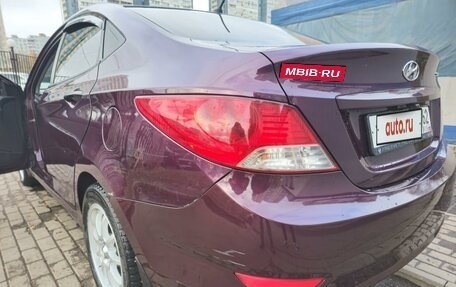 Hyundai Solaris II рестайлинг, 2011 год, 880 000 рублей, 10 фотография