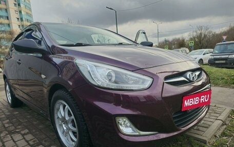 Hyundai Solaris II рестайлинг, 2011 год, 880 000 рублей, 3 фотография