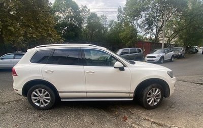 Volkswagen Touareg III, 2011 год, 2 300 000 рублей, 1 фотография