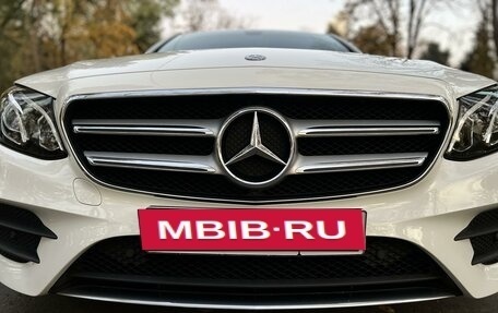 Mercedes-Benz E-Класс, 2017 год, 3 800 000 рублей, 7 фотография