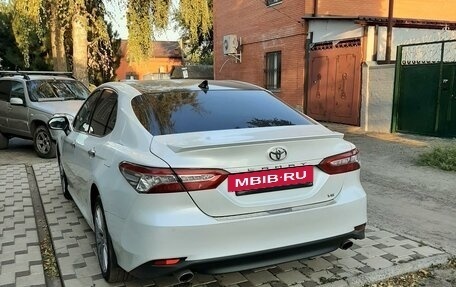 Toyota Camry, 2020 год, 3 650 000 рублей, 3 фотография