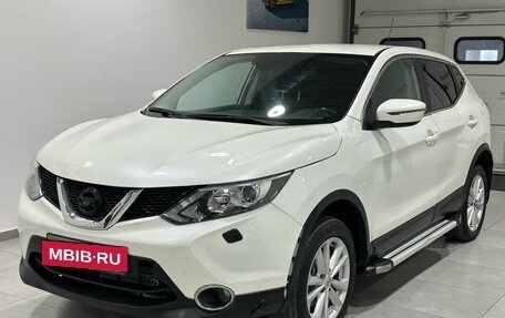 Nissan Qashqai, 2014 год, 899 900 рублей, 2 фотография