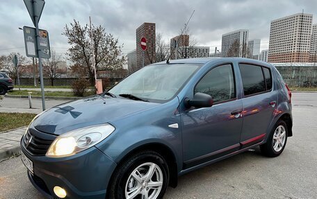 Renault Sandero I, 2012 год, 675 000 рублей, 2 фотография