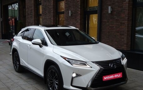 Lexus RX IV рестайлинг, 2017 год, 4 400 000 рублей, 30 фотография