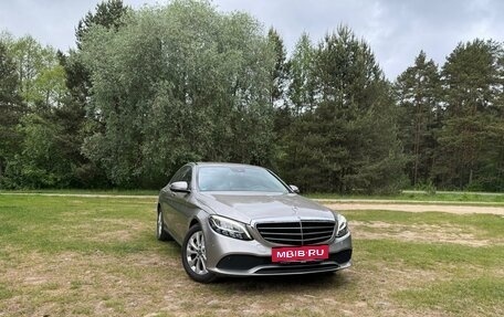 Mercedes-Benz C-Класс, 2018 год, 2 980 000 рублей, 16 фотография