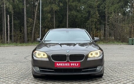 BMW 5 серия, 2013 год, 1 700 000 рублей, 2 фотография