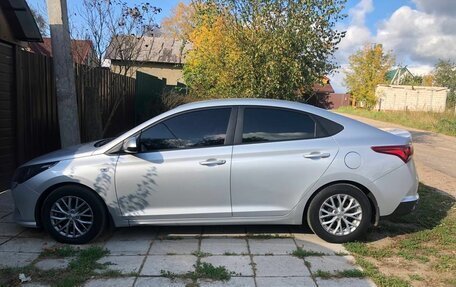 Hyundai Solaris II рестайлинг, 2020 год, 1 550 000 рублей, 6 фотография