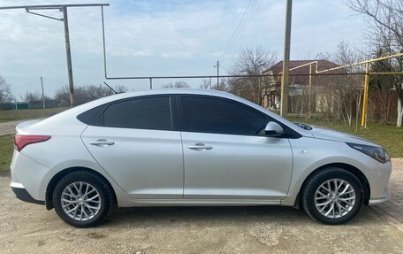 Hyundai Solaris II рестайлинг, 2020 год, 1 550 000 рублей, 7 фотография