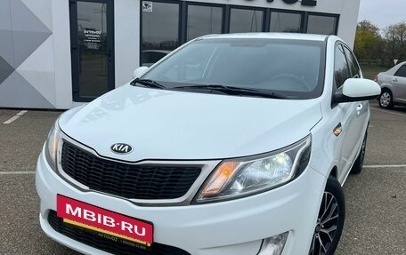 KIA Rio III рестайлинг, 2015 год, 1 045 000 рублей, 10 фотография