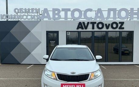 KIA Rio III рестайлинг, 2015 год, 1 045 000 рублей, 2 фотография