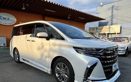 Toyota Alphard, 2023 год, 10 250 000 рублей, 2 фотография