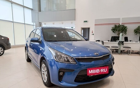 KIA Rio IV, 2017 год, 1 358 000 рублей, 3 фотография