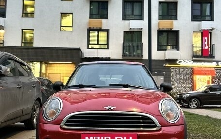 MINI Hatch, 2011 год, 900 000 рублей, 2 фотография