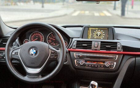 BMW 3 серия, 2013 год, 1 725 000 рублей, 11 фотография