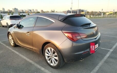 Opel Astra J, 2011 год, 910 000 рублей, 8 фотография