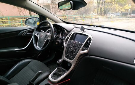 Opel Astra J, 2011 год, 910 000 рублей, 22 фотография