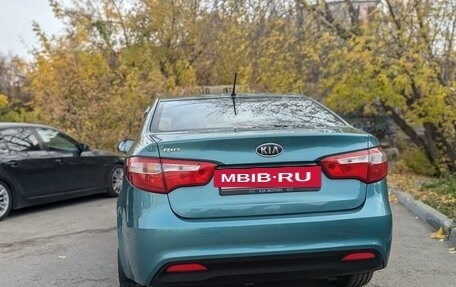 KIA Rio III рестайлинг, 2012 год, 1 000 000 рублей, 3 фотография