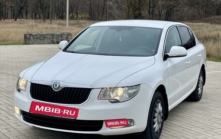 Skoda Superb III рестайлинг, 2010 год, 1 050 000 рублей, 2 фотография