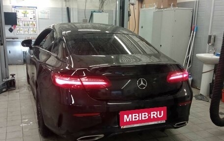 Mercedes-Benz E-Класс, 2018 год, 5 250 000 рублей, 3 фотография