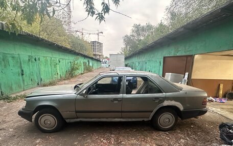 Mercedes-Benz W124, 1986 год, 300 000 рублей, 5 фотография