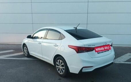 Hyundai Solaris II рестайлинг, 2018 год, 1 490 000 рублей, 6 фотография