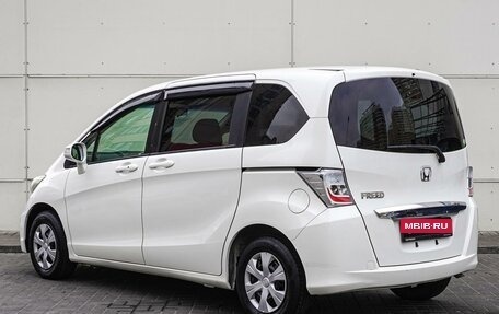 Honda Freed I, 2012 год, 1 385 000 рублей, 2 фотография