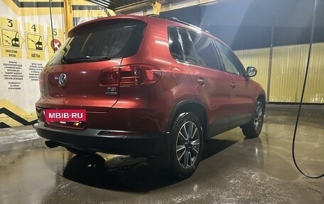 Volkswagen Tiguan I, 2011 год, 1 050 000 рублей, 5 фотография