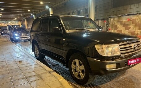 Toyota Land Cruiser 100 рестайлинг 2, 2007 год, 3 600 000 рублей, 3 фотография