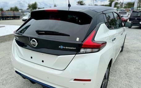 Nissan Leaf II, 2019 год, 2 100 000 рублей, 8 фотография