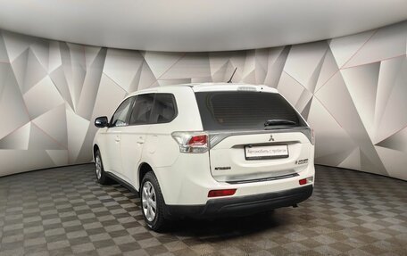 Mitsubishi Outlander III рестайлинг 3, 2013 год, 1 194 000 рублей, 4 фотография