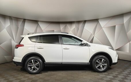 Toyota RAV4, 2017 год, 2 174 700 рублей, 6 фотография