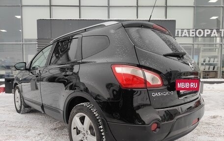 Nissan Qashqai+2 I, 2011 год, 1 400 000 рублей, 20 фотография