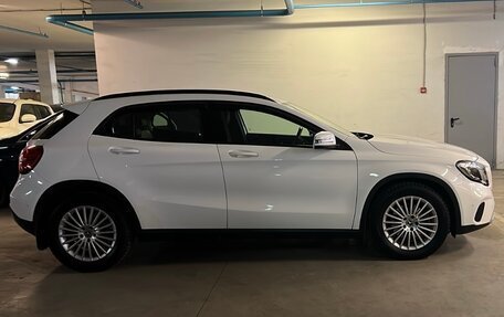 Mercedes-Benz GLA, 2019 год, 3 030 000 рублей, 3 фотография