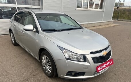 Chevrolet Cruze II, 2012 год, 695 000 рублей, 3 фотография