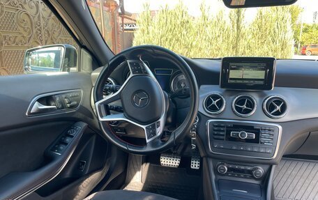 Mercedes-Benz GLA, 2015 год, 3 100 000 рублей, 21 фотография