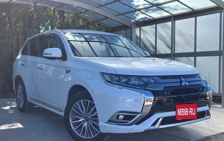 Mitsubishi Outlander III рестайлинг 3, 2021 год, 2 640 090 рублей, 1 фотография