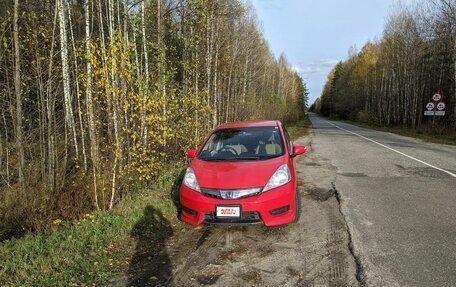 Honda Fit Shuttle I рестайлинг, 2012 год, 1 250 000 рублей, 3 фотография